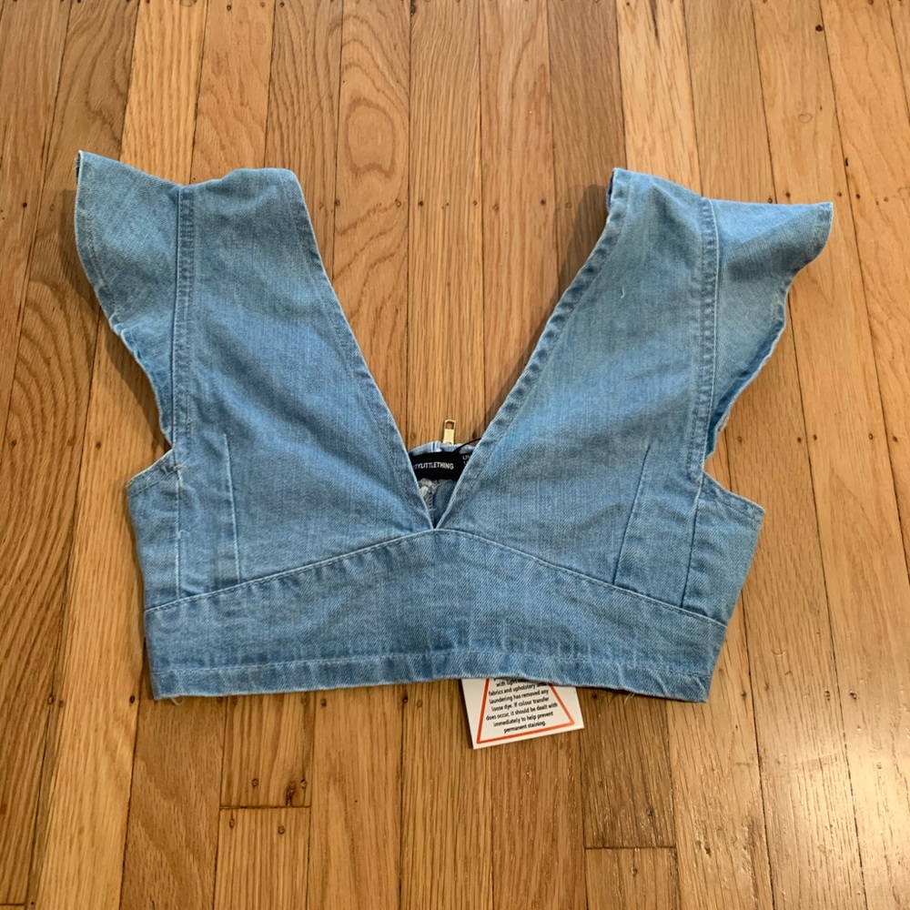 Light Wash Flared Sleeve Denim Crop Top (size 0)